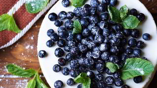 Черничный пирог с маскарпоне