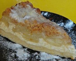 Грушевый пирог с хрустящей посыпкой