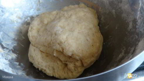 грушевый пирог с хрустящей посыпкой