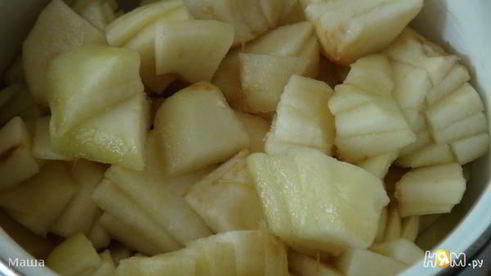 грушевый пирог с хрустящей посыпкой