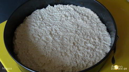 грушевый пирог с хрустящей посыпкой