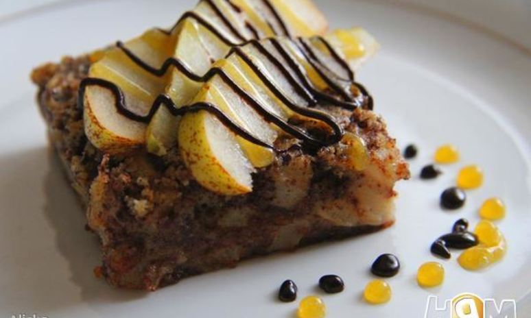 Рецепт грушевого пирога с миндалем и шоколадом