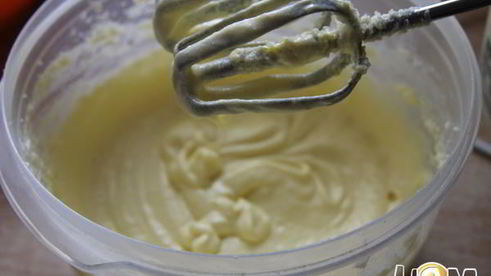 грушевый пирог с миндалем и шоколадом