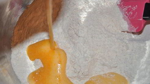 перевернутый тыквенный пирог с клюквой