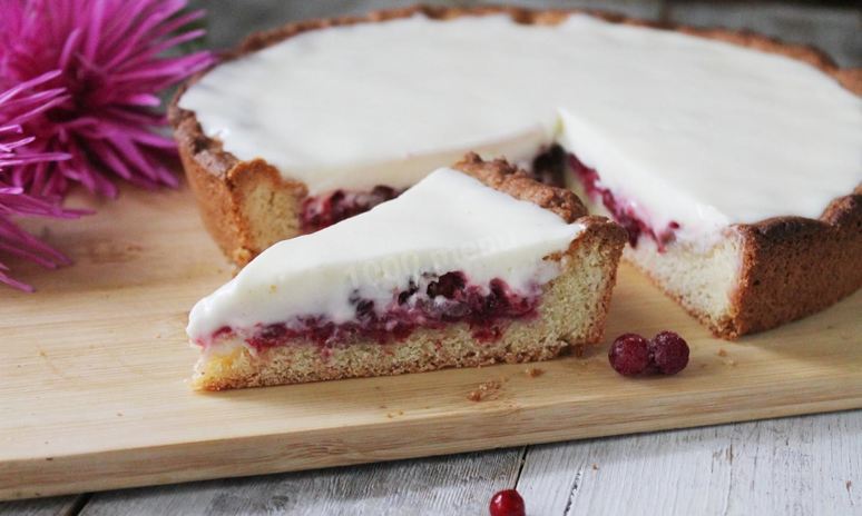 Рецепт песочного пирога с брусникой