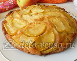 Пирог-перевертыш с яблоками