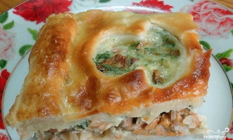 Рецепт пирога с грибами из слоеного бездрожжевого теста