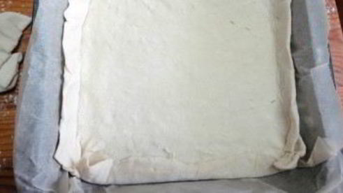 пирог с грибами из слоеного бездрожжевого теста