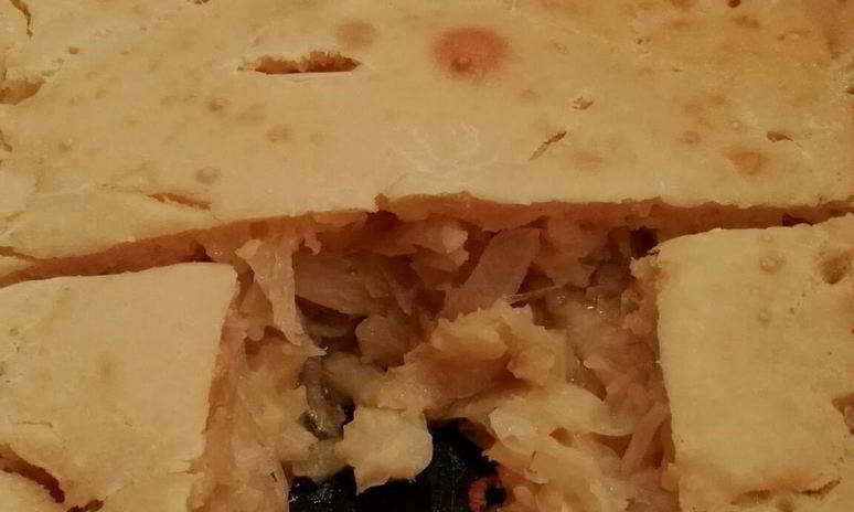 Рецепт пирога с капустой из прокисшего кефира