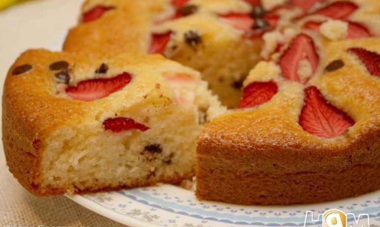 Рецепт пирога с клубникой