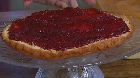 пирог с персиками и взбитыми сливками