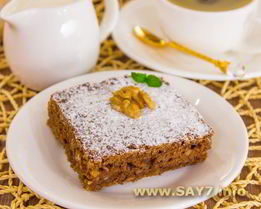 Шоколадно-творожный пирог с грецкими орехами