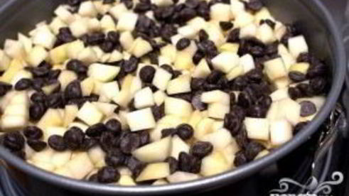 шоколадный пирог с грушами