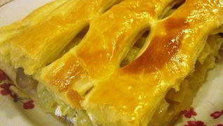 Слоеный пирог с капустой