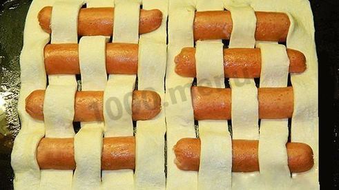 слоеный пирог с сосисками