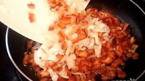 слоеный пирог с тунцом