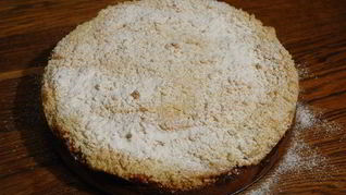 Творожный пирог с маком и яблоками