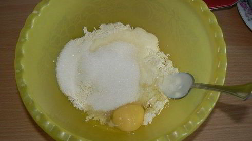 творожный пирог с ревенем