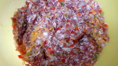 тыквенные пироги с рубленым мясом и сыром джюгас