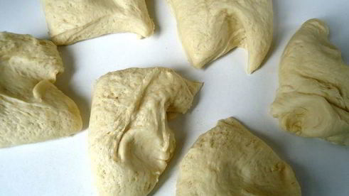 тыквенные пироги с рубленым мясом и сыром джюгас