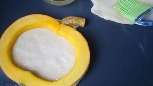 тыквенные пироги с рубленым мясом и сыром джюгас