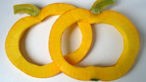 тыквенные пироги с рубленым мясом и сыром джюгас