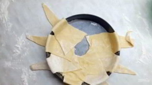 вкусный пирог с капустой и мясом