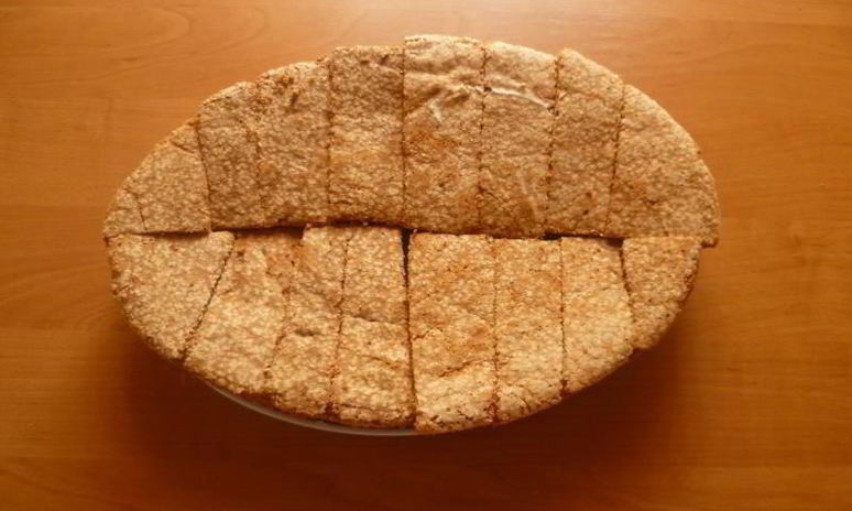 Рецепт яблочного бисквитного пирога с яблоками