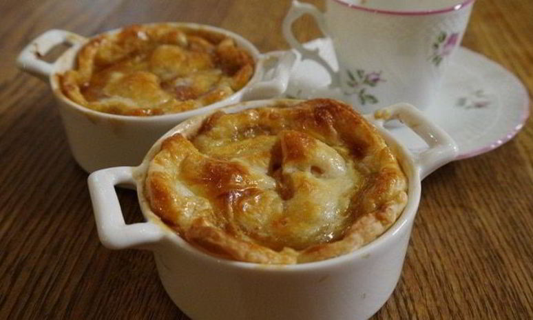 Рецепт мини-пирожков с яблоками