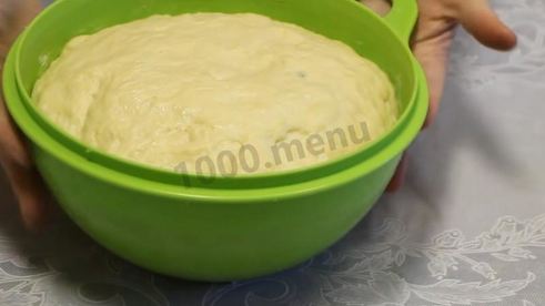 пирожки из нежного теста на кефире с зеленым луком и яйцом