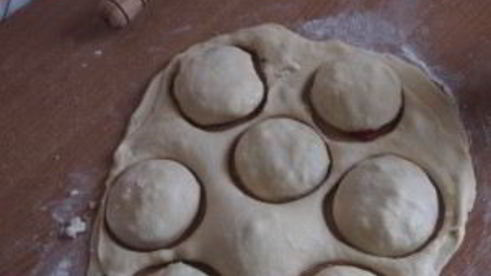 пирожки с брынзой и зеленью