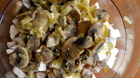 пирожки с курицей и грибами