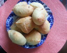 Пирожки с рисом и изюмом