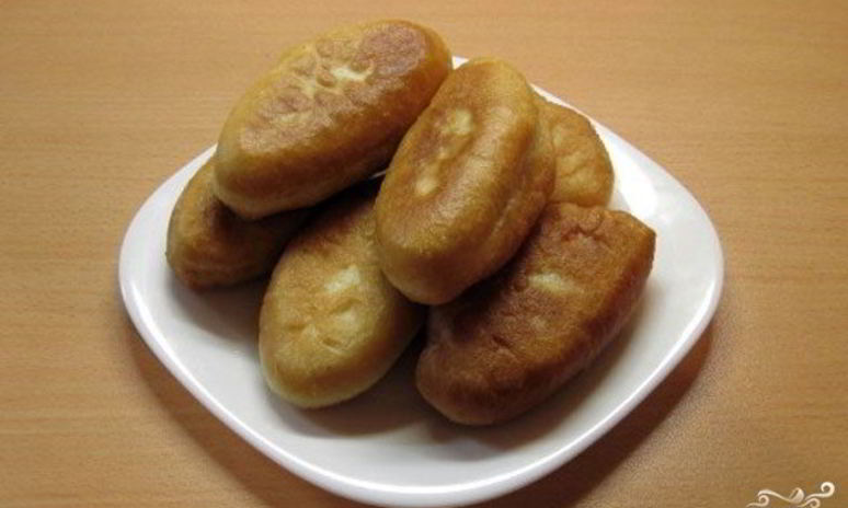 Рецепт пирожков с сайрой и рисом