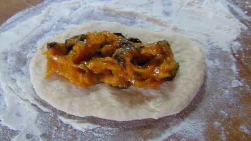 пирожки с тыквой и черносливом