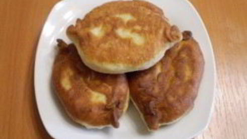 пирожки с вишней жареные