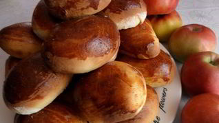 Пирожки с яблоками