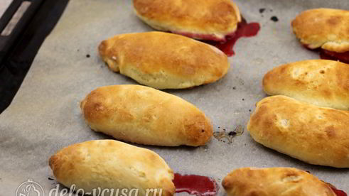 пирожки со смородиной