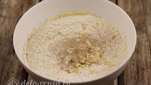 пирожки со смородиной