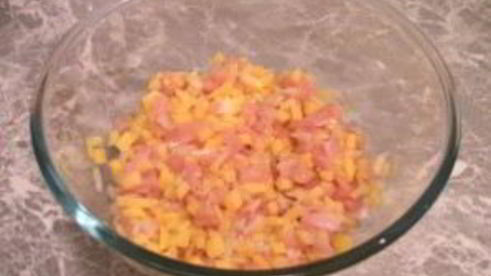 слоеные пирожки с курицей