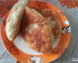 Жаренные с рыбой пирожки