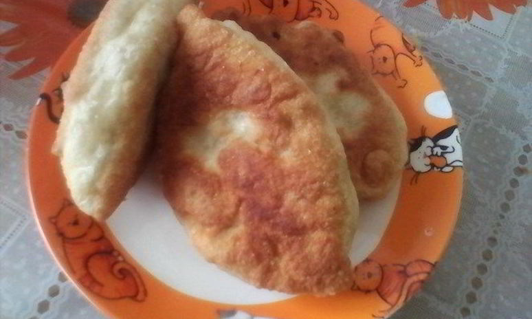 Рецепт жаренных с рыбой пирожки