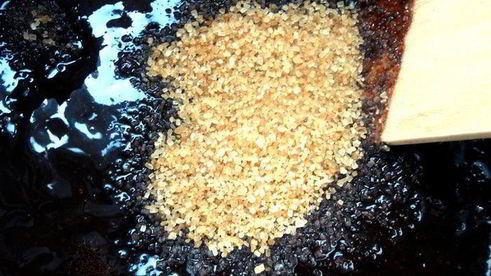 брауни с клюквой и грецкими орехами