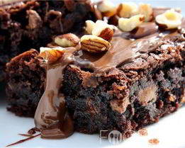 Брауни с орехами