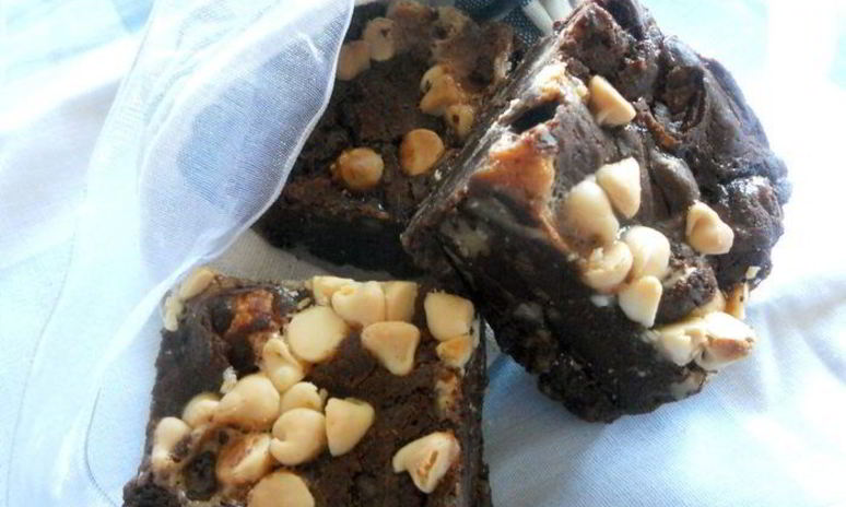 Рецепт брауни с шоколадными каплями и маршмеллоу