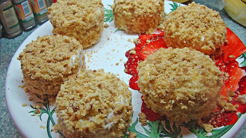 медовое пирожное