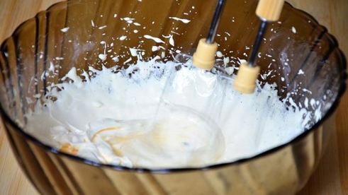 пирожное буше бисквитное