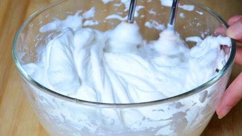 пирожное буше бисквитное