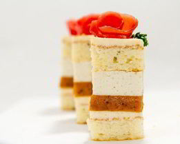 Пирожное Курица под соусом