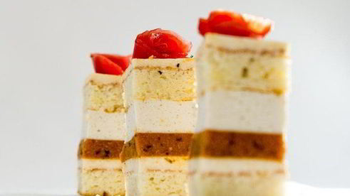 пирожное курица под соусом